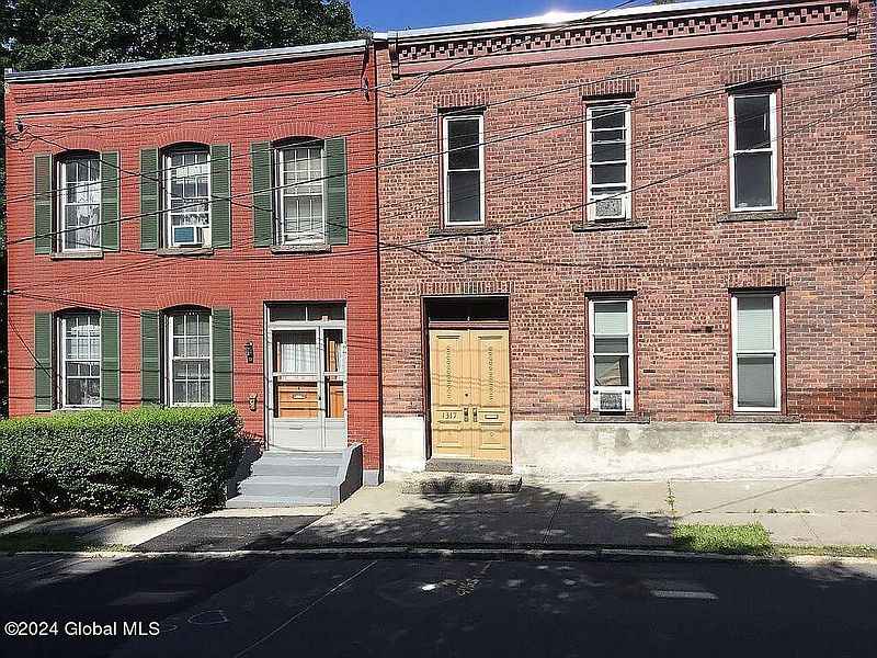 2nd image of 1317 15th Street