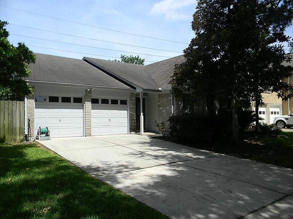 1st image of 3014 Great Lakes Ave