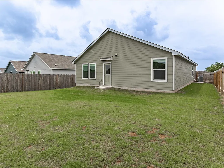 2612 Schwartz Ln — Photo 17