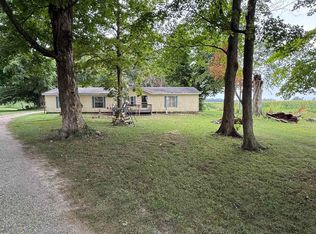 3020 S 500 E, Bringhurst, IN 46913