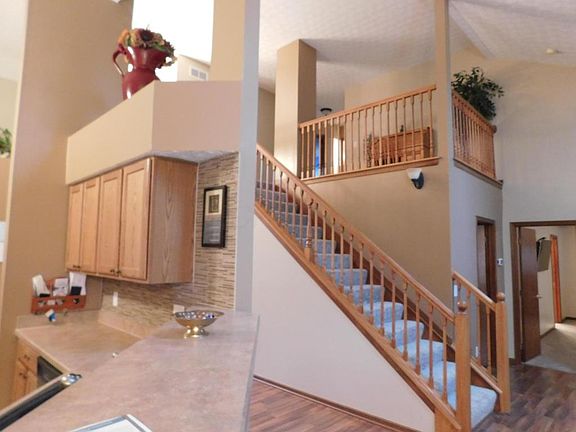 5th image of 8294 Bellow Park Dr