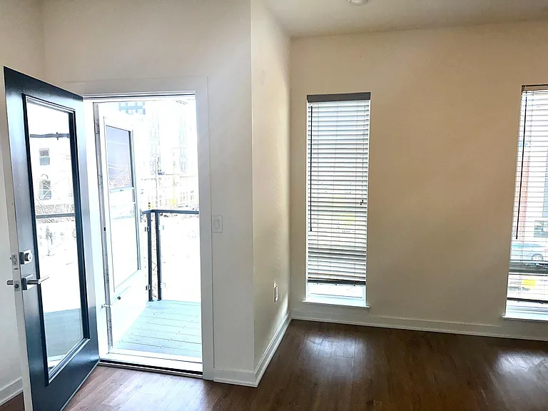 331 E Girard Ave #2 — Photo 8