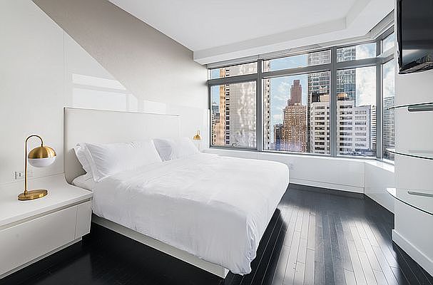 1st image of 123 Washington St APT 26A