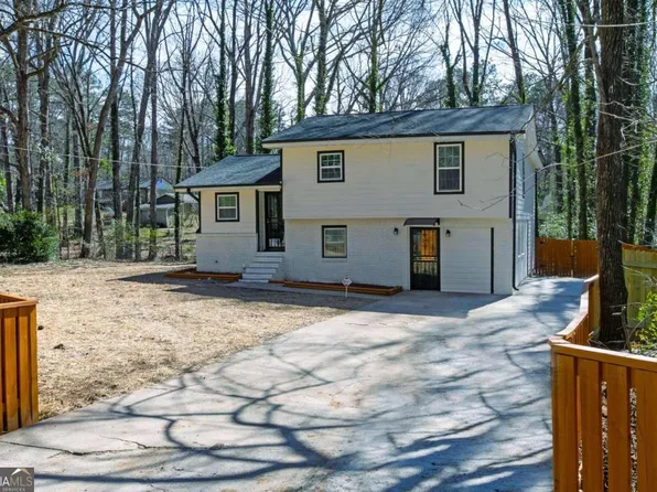 762 Maple Dr, Riverdale, GA 30274