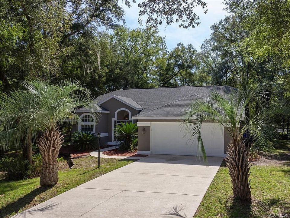 1st image of 9898 SW 189th Cir