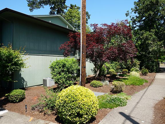 5th image of 573-579 14th St NE #11557908