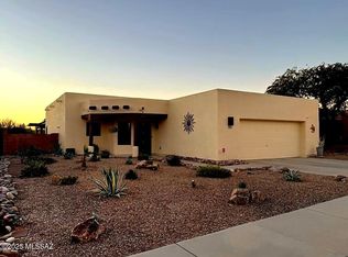 9301 N Moon View Pl, Tucson, AZ 85742