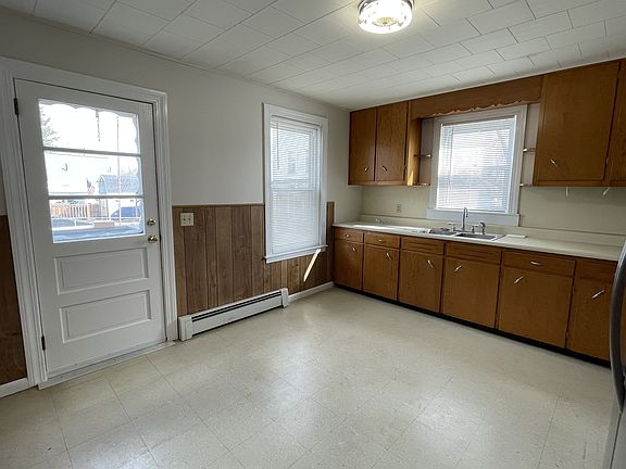 Kitchen Alt view