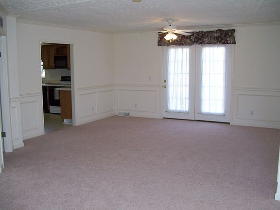 15 X 25 Living Room
