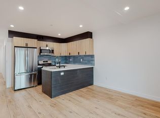 6807 Gloria Ave, Van Nuys, CA 91406