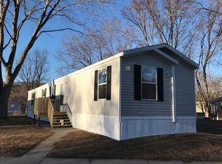 31 Delaware St, Edwardsville, KS 66111