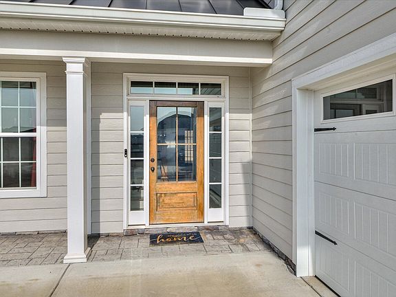 4th image of 648 River Oaks Ln