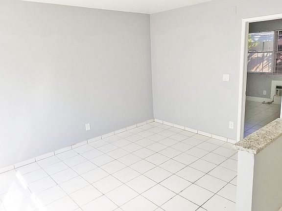 2nd image of 631 NE 8th Ave APT 2