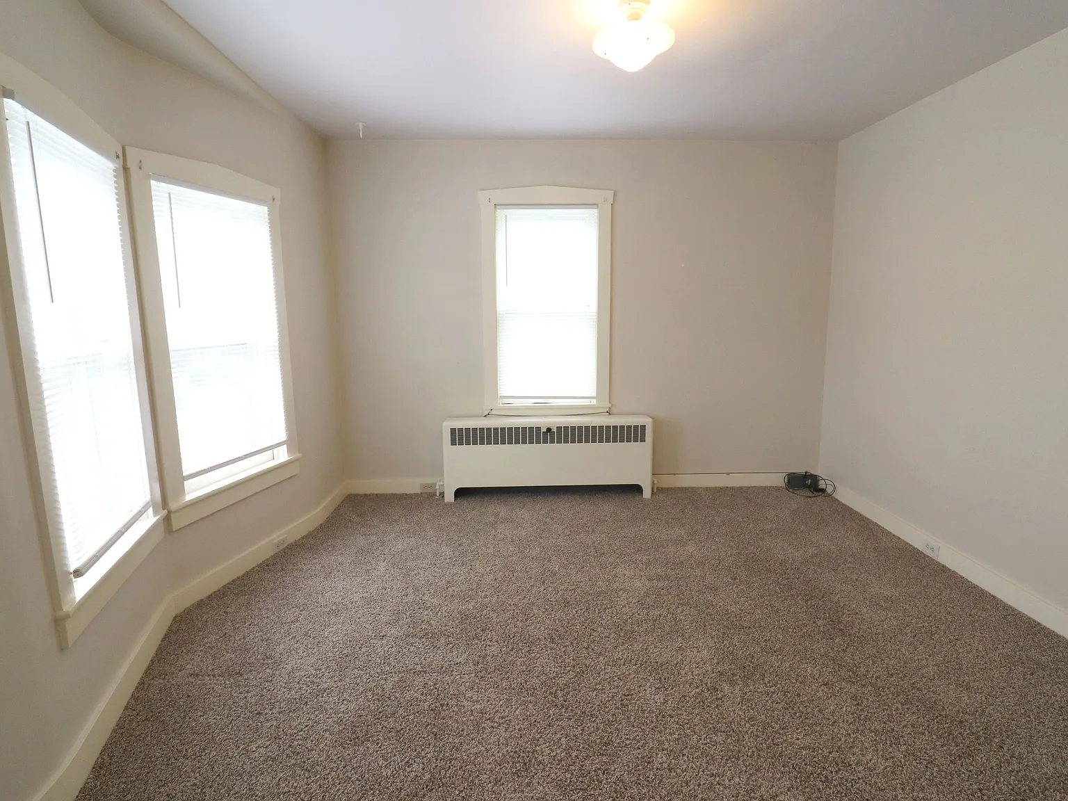 1 bed, $1,045 — Photo 3