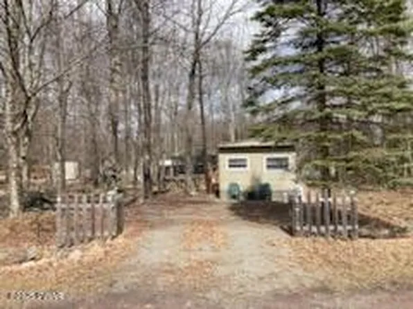 (undisclosed Address), Gouldsboro, PA 18424