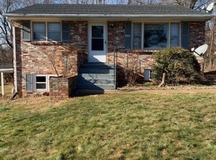 146 Madison Cir APT A, Madison Heights, VA 24572