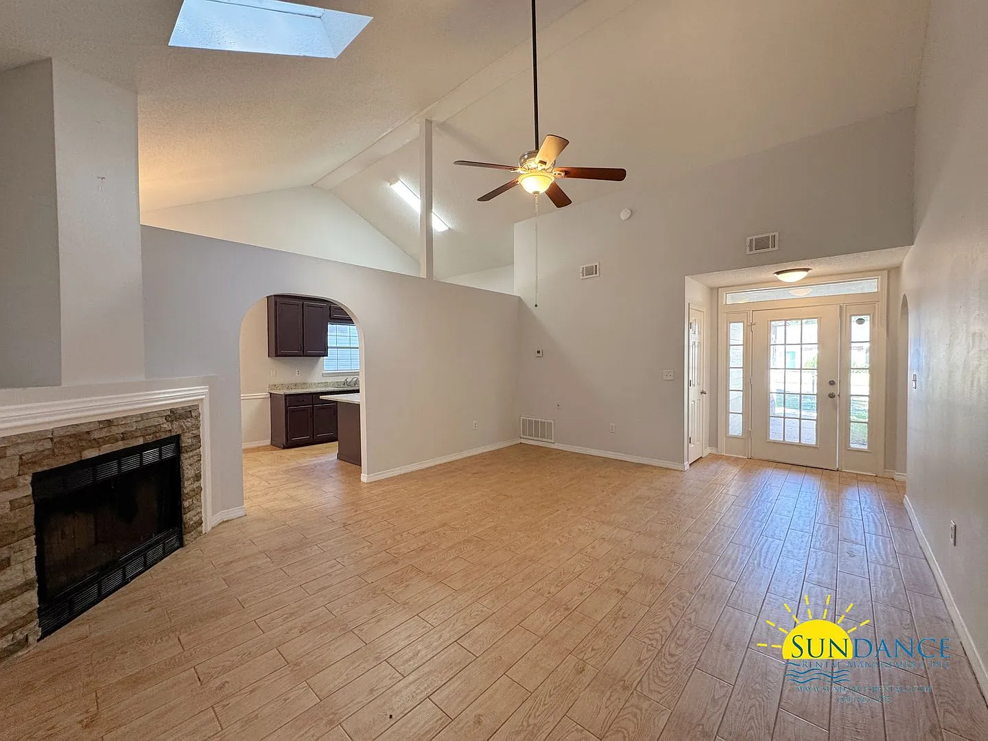 Charming 3-Bedroom Home in Indigo Village, Niceville! — Photo 3