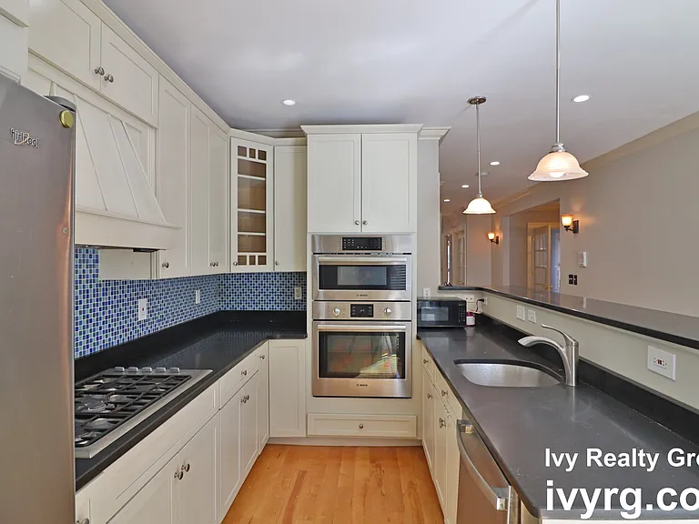 358 Dorchester St #1 — Photo 11
