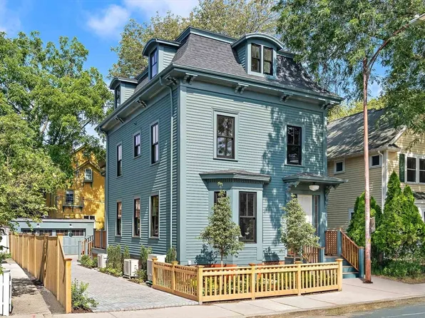 67 Inman St, Cambridge, MA 02139