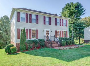 5608 Penguin Dr, Roanoke, VA 24018