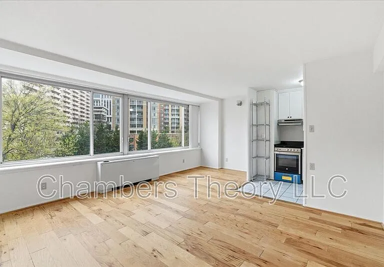 1210 N Taft St #709 — Photo 4