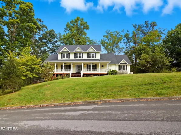 4040 Roundtop Dr, Sevierville, TN 37862