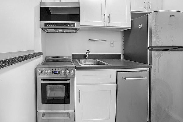1st image of 312 E 85th St Penthouse B
