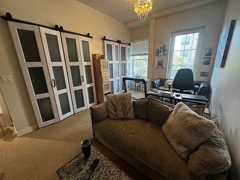 Second bedroom