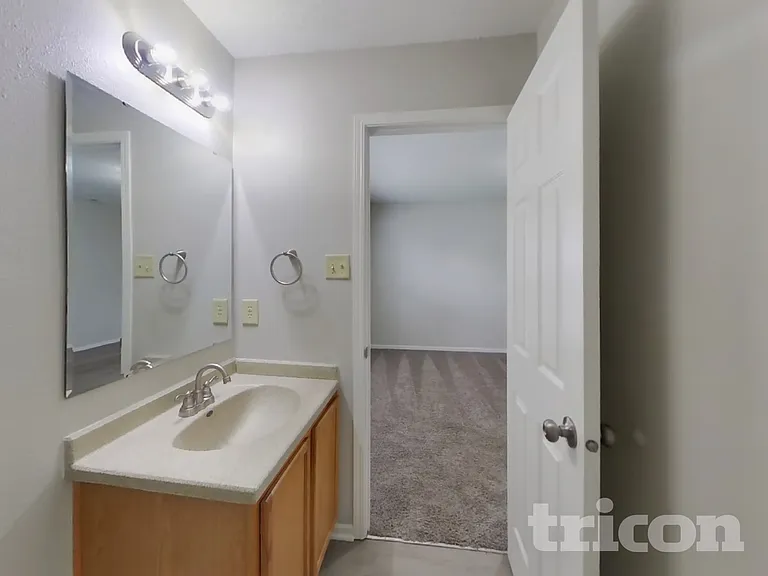 8643 Hopewell Ct — Photo 8