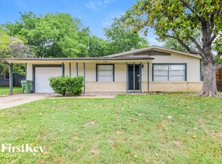 2127 Ridgeway St, Arlington, TX 76010