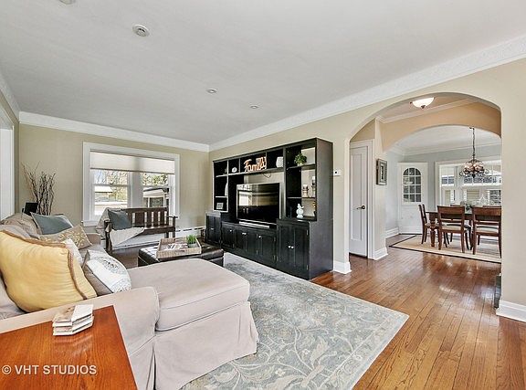 5th image of 636 Hill Ave