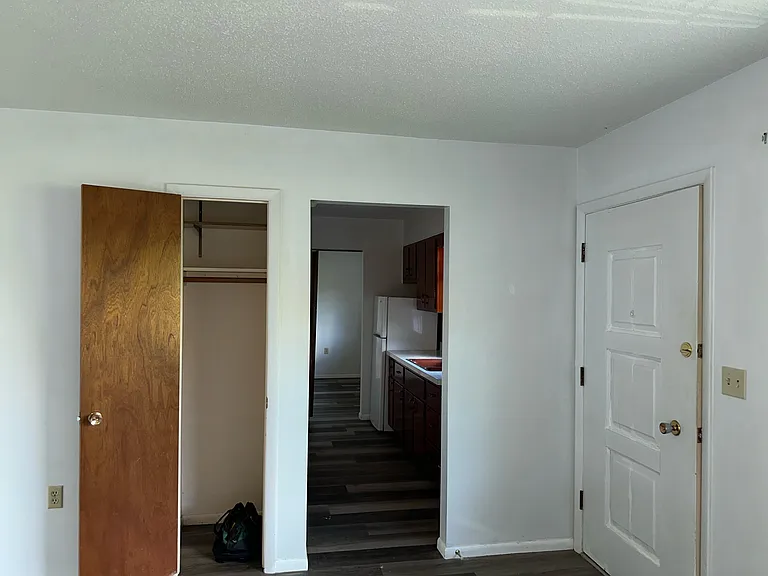 144 Lane St — Photo 2