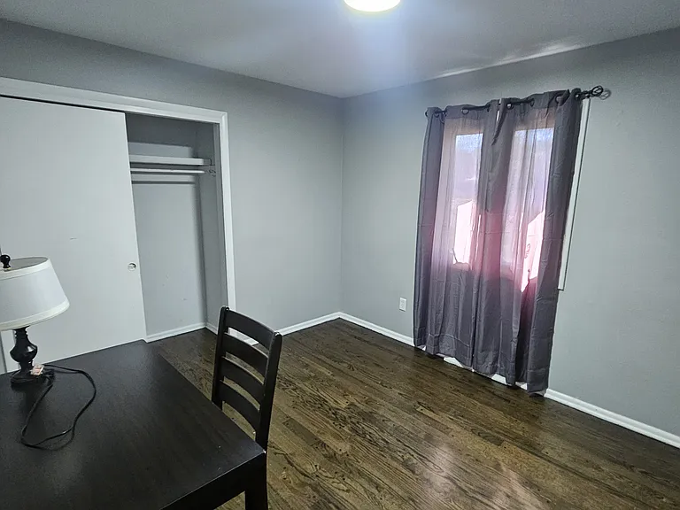 240 Michele Ave — Photo 5
