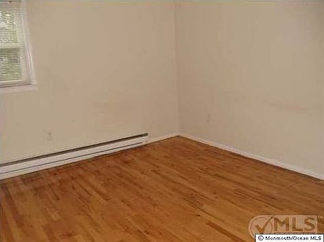 4th image of 21 Pine Brook Dr