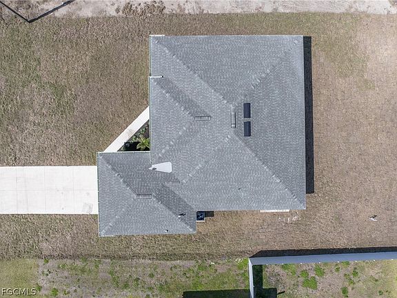 5th image of 1027 NW 19th St