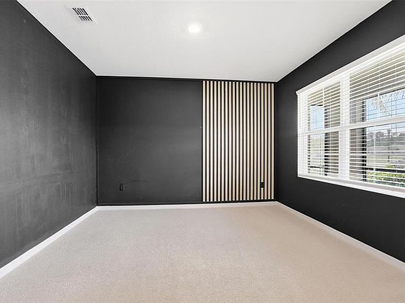 4th image of 531 Lazio Cir