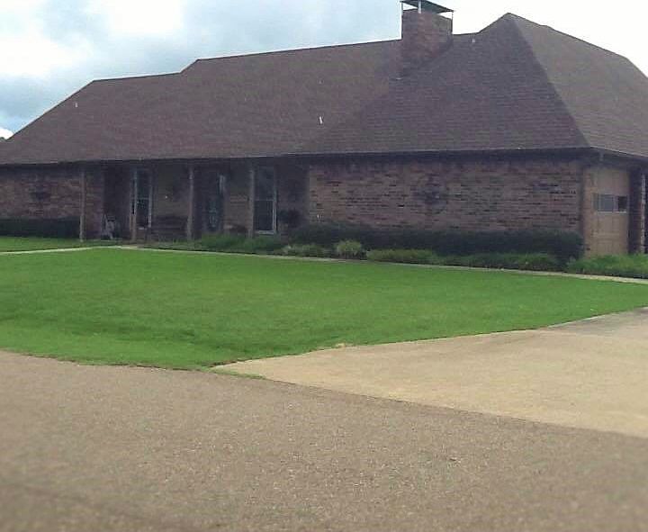 311 Quail Lane, Hooks, TX