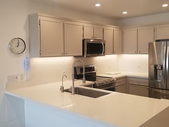 2nd image of 3570 1st Ave #5N