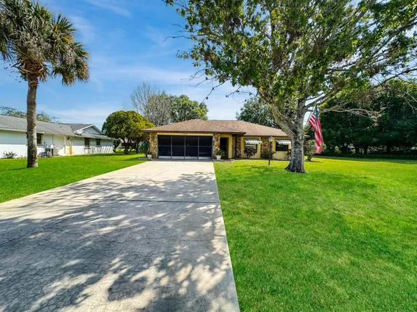 5300 Paleo Pines Circle, Fort Pierce, FL 34951