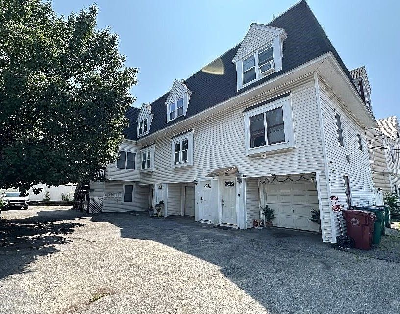 1st image of 54 Gates St APT 2