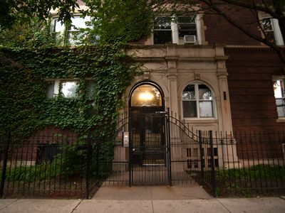 1426 E Hyde Park Blvd APT 2, Chicago, IL, 60615