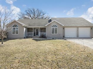 34711 S Center St, Braidwood, IL 60408