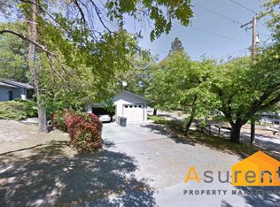 1102 SE North St #B, Grants Pass, OR 97526