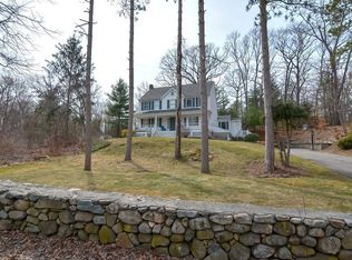 48 Plimpton St, Walpole, MA 02081
