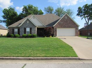 1644 Leighton Ct, Webb City, MO 64870