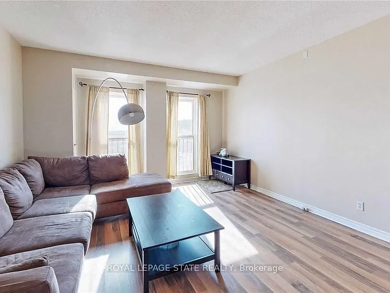 135 James St S #608 — Photo 15