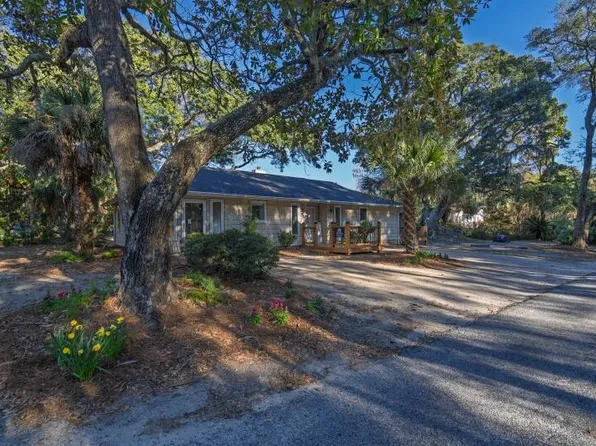 1408 Jungle Rd, Edisto Island, SC 29438