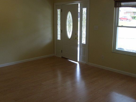 2nd image of 103 Crest Hill Ave
