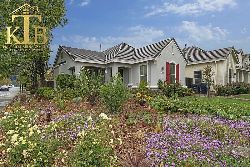 1st image of 6080 Bridgecross Dr