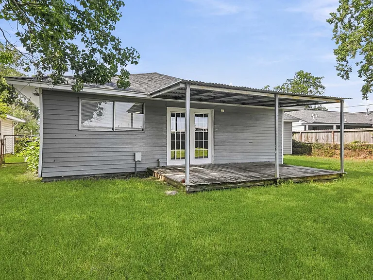 5413 Vae Dr — Photo 13